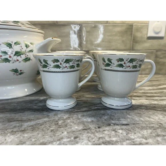 Vintage Royal Limited Holly Holiday Soup TUREEN w/Lid & Ladle AND 12 Cups Berry